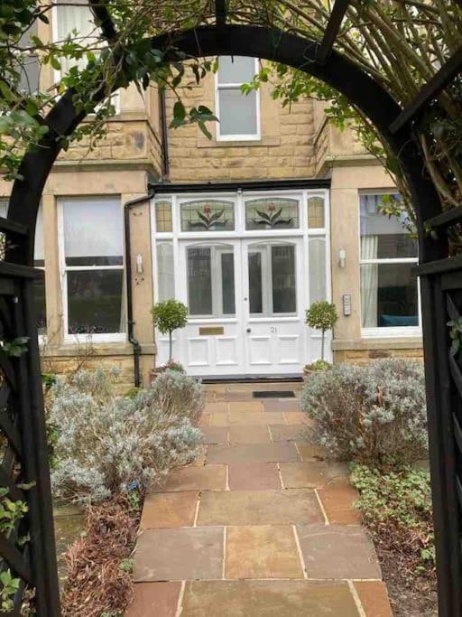 Garden Apartment, Central Harrogate With Parking Εξωτερικό φωτογραφία